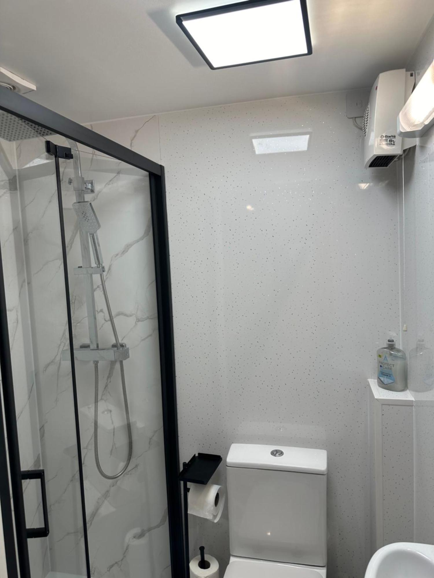 116 Maison Dieu Road Room A In Dover Bagian luar foto
